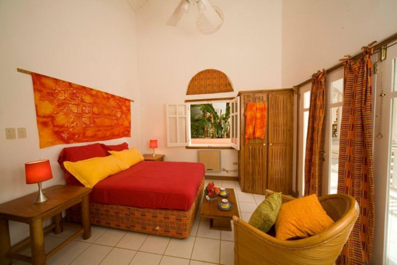 Tobago Hibiscus Golf Villas & Appartments Mount Irvine Room photo