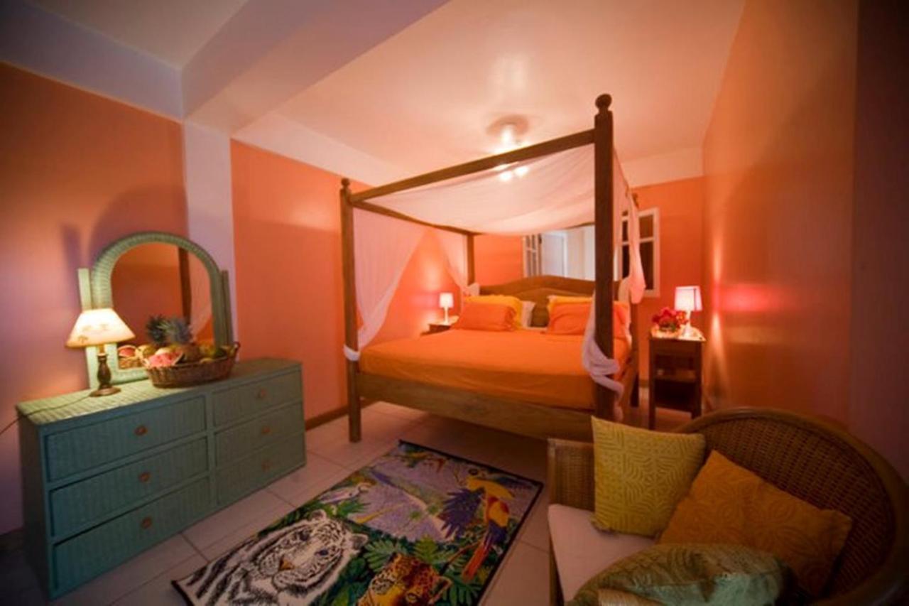 Tobago Hibiscus Golf Villas & Appartments Mount Irvine Room photo
